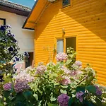 Nizama's Place Penzion 4*