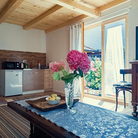 Nizama's Place Affittacamere 4*