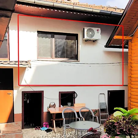 Nizama's Place *