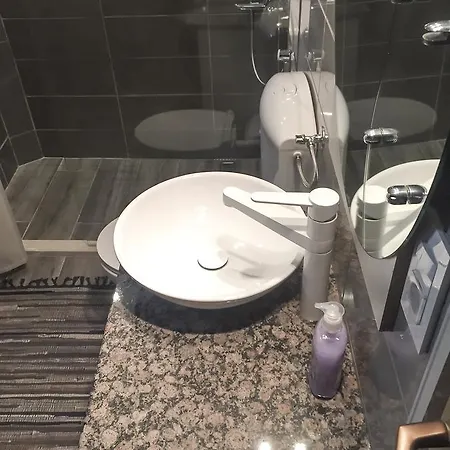 Nizama's Place ゲストハウス