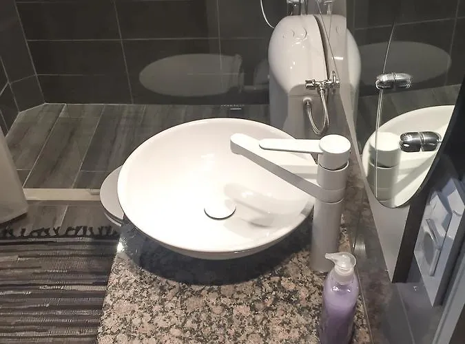 Nizama's Place Guest house